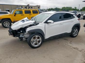  Salvage Hyundai KONA