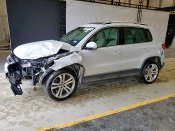  Salvage Volkswagen Tiguan