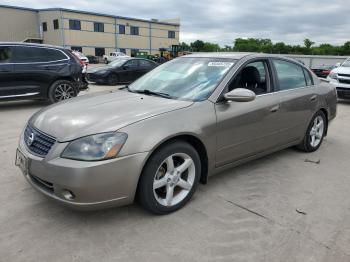  Salvage Nissan Altima