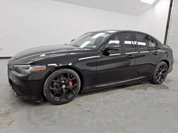  Salvage Alfa Romeo Giulia