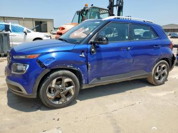  Salvage Hyundai VENUE