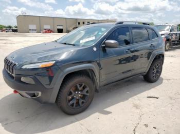  Salvage Jeep Cherokee