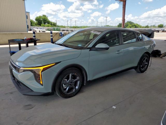  Salvage Kia K4 Lx