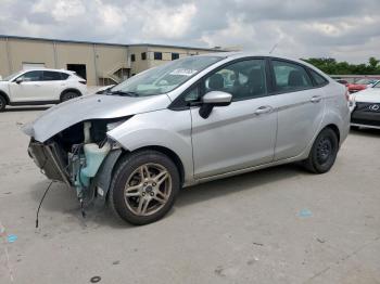  Salvage Ford Fiesta
