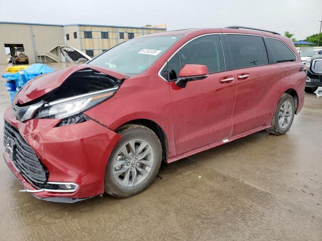  Salvage Toyota Sienna