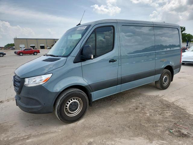  Salvage Mercedes-Benz Sprinter