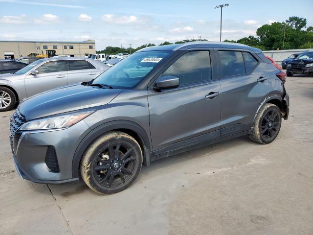  Salvage Nissan Kicks