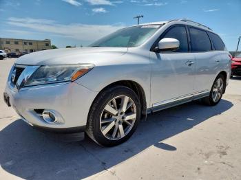  Salvage Nissan Pathfinder