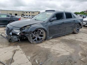  Salvage Chrysler 300