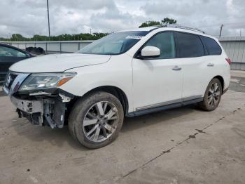  Salvage Nissan Pathfinder
