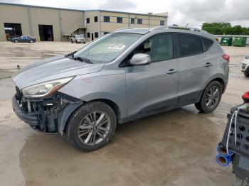  Salvage Hyundai TUCSON