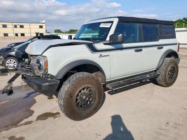  Salvage Ford Bronco