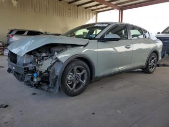  Salvage Kia K4 Lx