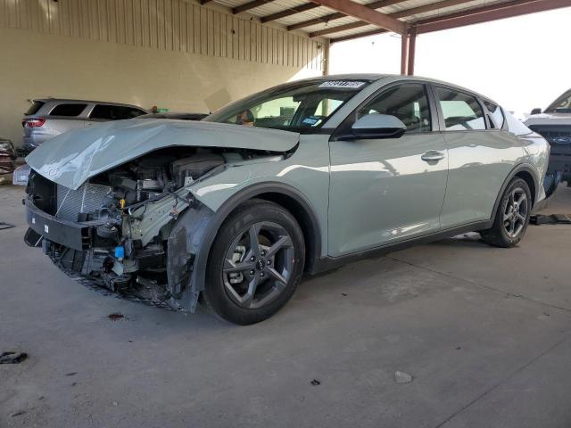  Salvage Kia K4 Lx