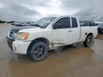  Salvage Nissan Titan