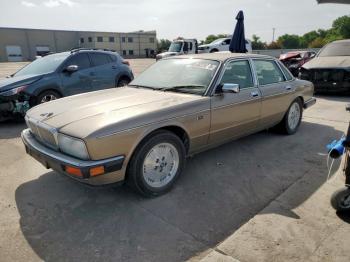  Salvage Jaguar XJ