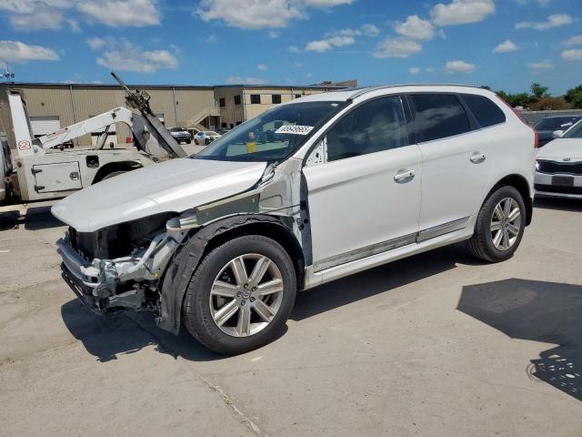  Salvage Volvo XC60