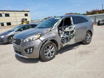  Salvage Kia Sorento