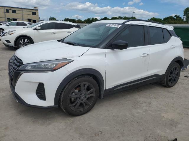  Salvage Nissan Kicks
