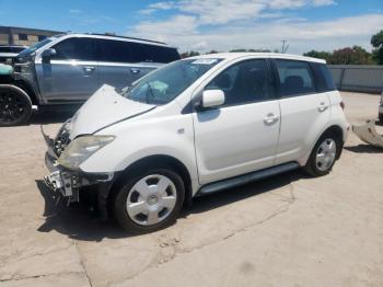  Salvage Toyota Scion