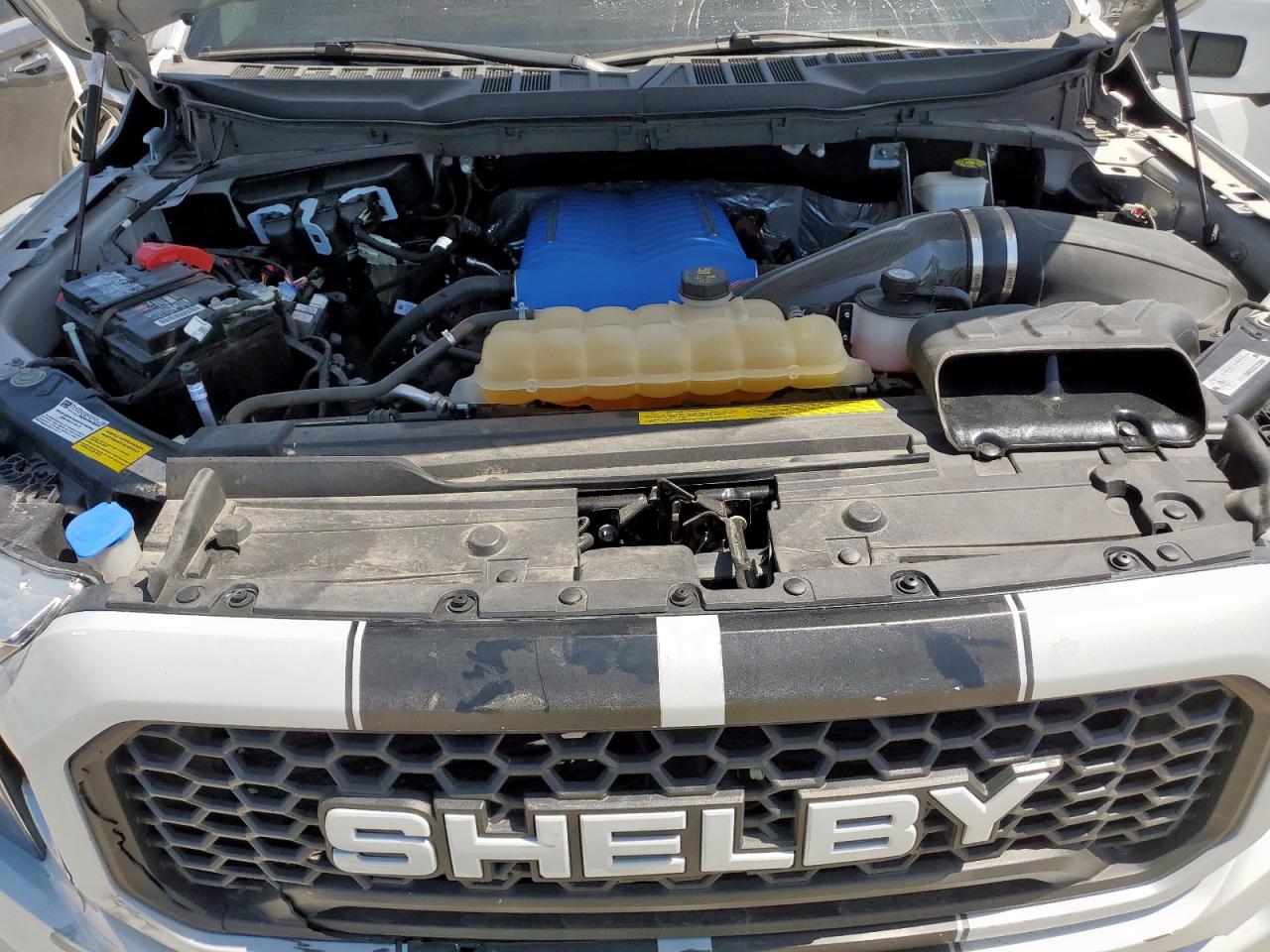 Ford F-150 Supercrew Image 8