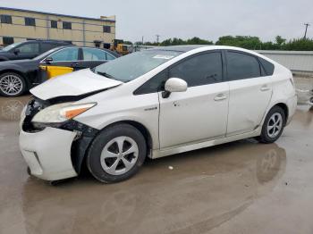  Salvage Toyota Prius