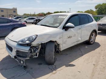  Salvage Porsche Cayenne