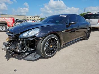  Salvage Porsche Panamera