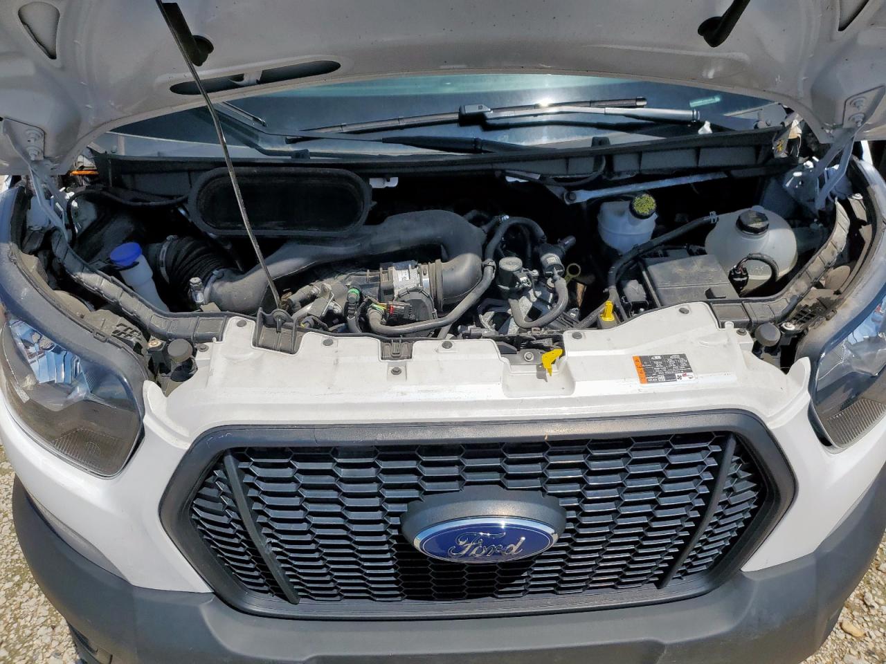 Ford Transit T-350 Image 9