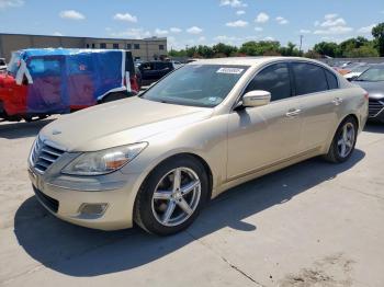  Salvage Hyundai Genesis