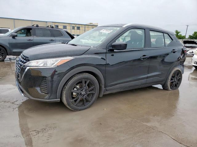  Salvage Nissan Kicks