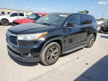  Salvage Toyota Highlander