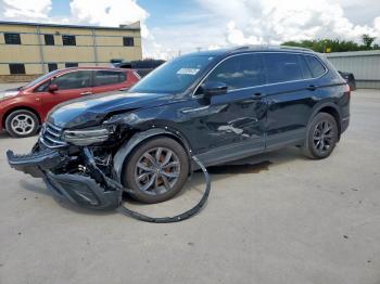  Salvage Volkswagen Tiguan