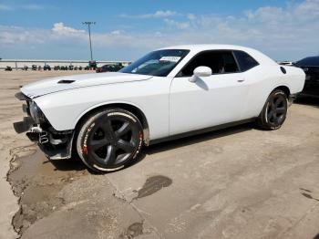 Salvage Dodge Challenger