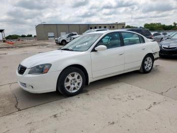  Salvage Nissan Altima