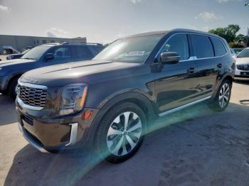  Salvage Kia Telluride