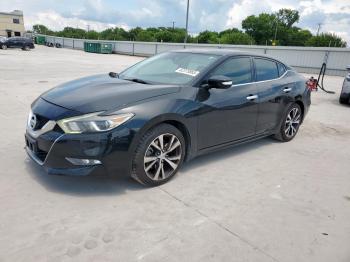  Salvage Nissan Maxima