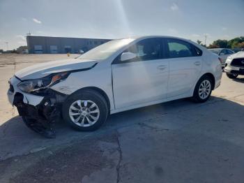  Salvage Kia Forte