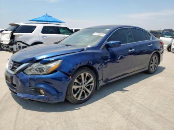  Salvage Nissan Altima