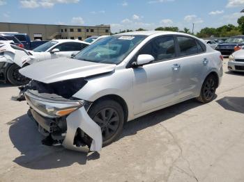  Salvage Kia Rio