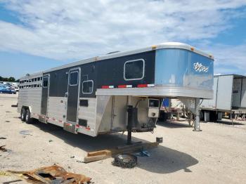  Salvage Exxiss Horse Trlr