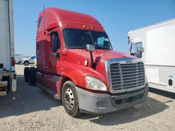  Salvage Freightliner Cascadia 1