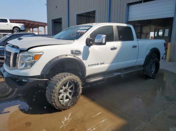  Salvage Nissan Titan