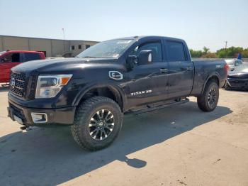  Salvage Nissan Titan