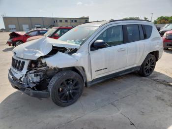  Salvage Jeep Compass