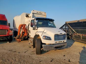  Salvage Freightliner M2 106 Med