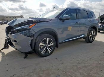  Salvage Nissan Rogue