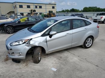  Salvage Ford Fiesta