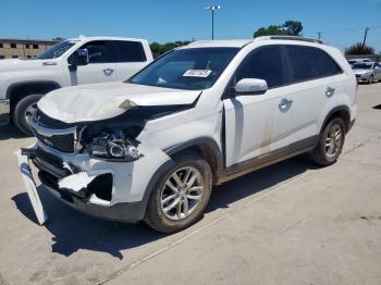  Salvage Kia Sorento