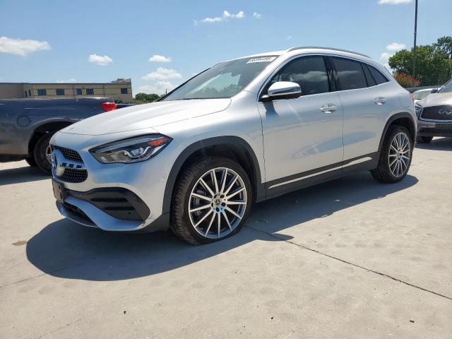  Salvage Mercedes-Benz GLA